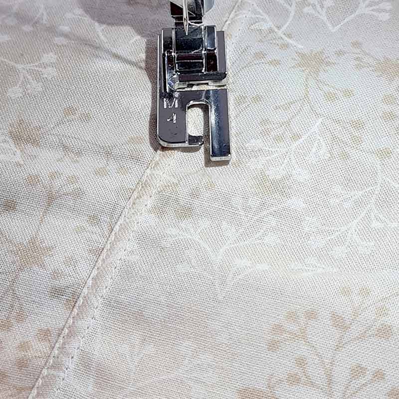 4mm Flat Felling Seam Foot