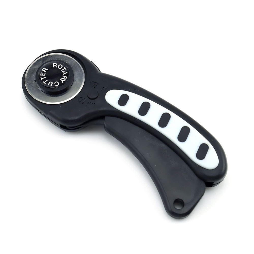 45mm Rotary Cutter with Safety Lock - Image 2